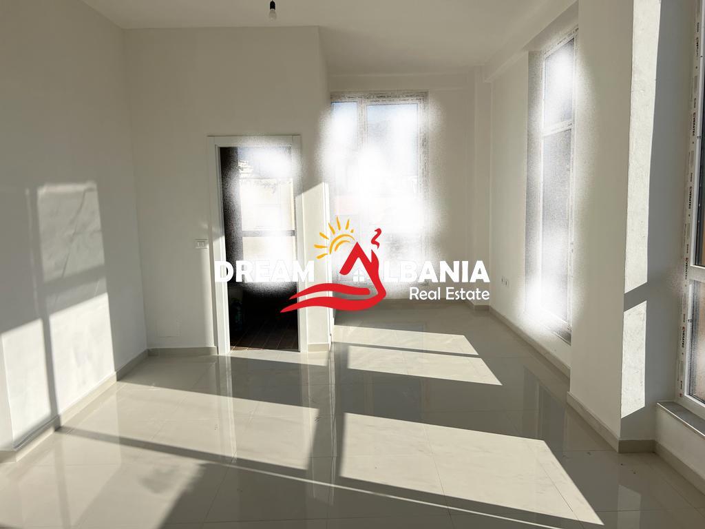 OCCASION Business premises for rent near the former Train Station ID(42611025)