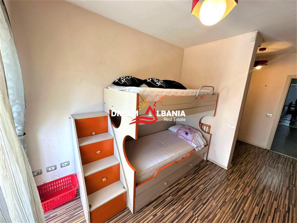 Vendesi super appartamento 2+1+2 a Zogu i Zi vicino alla Croce Rossa (ID 41211367)