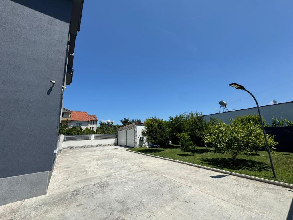 Affittasi villa su 2 piani a Laknas, dopo UniverCity