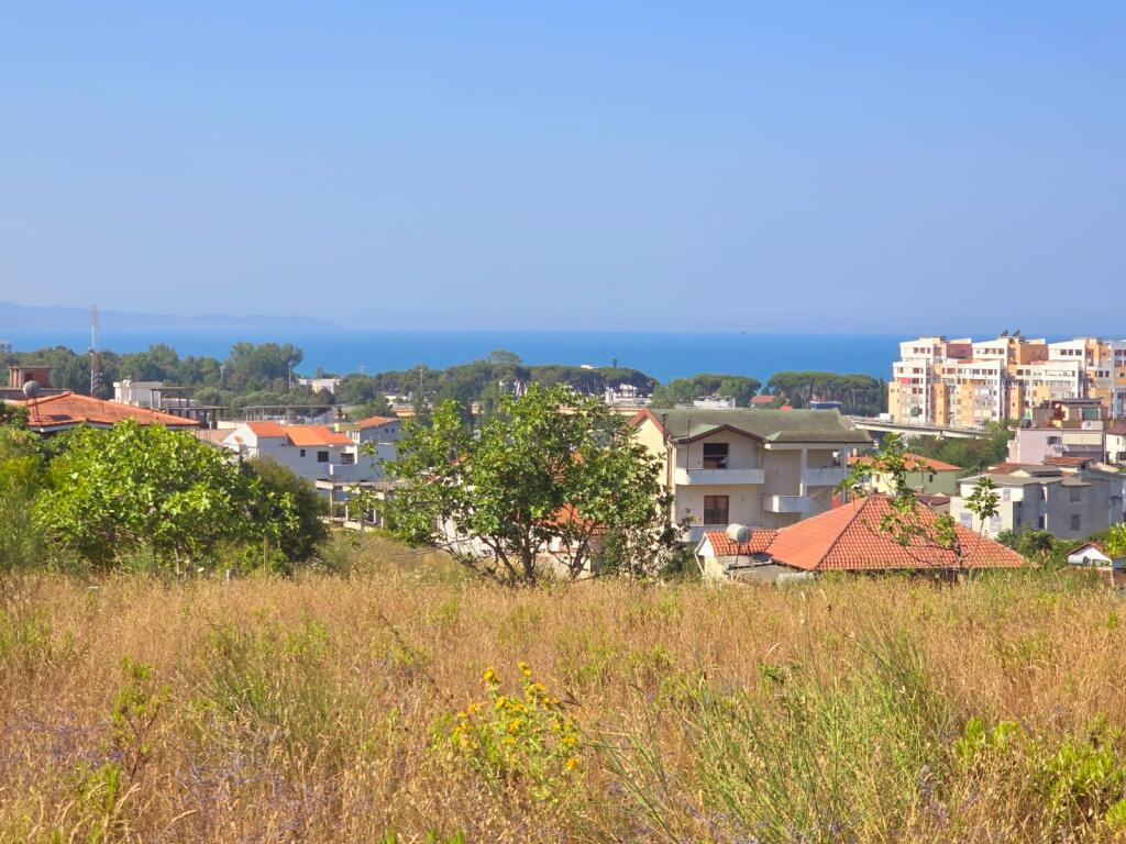 SUPER TERRENO IN VENDITA CON VISTA MARE A ARAPAJ DURRES