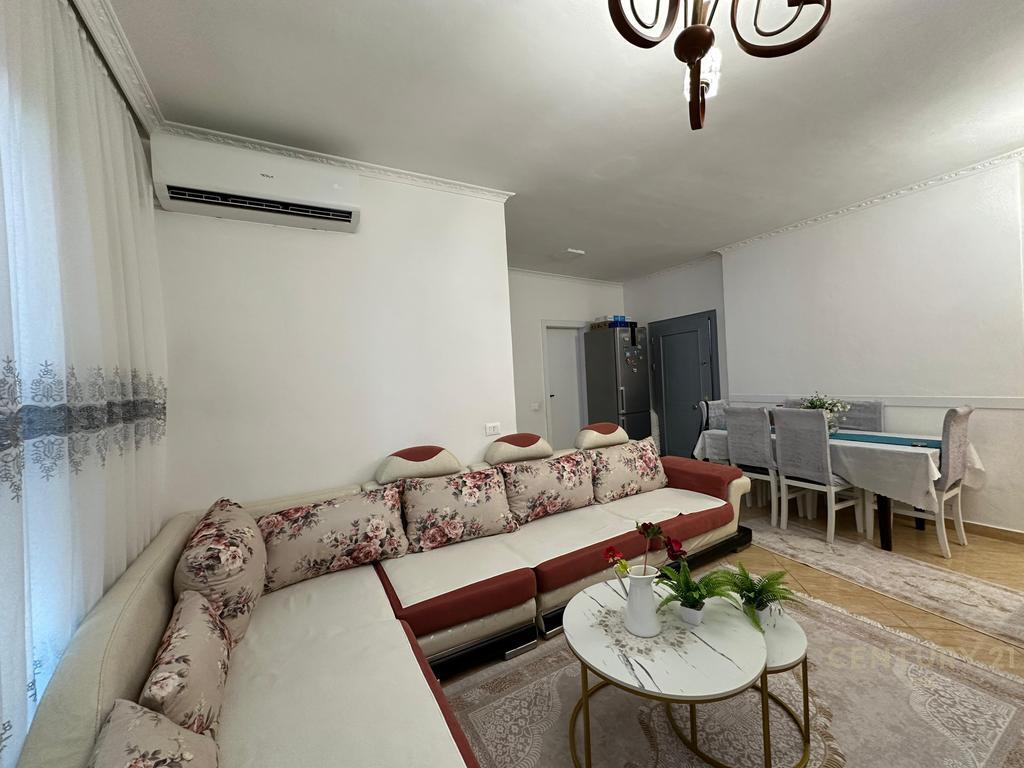Apartament 1+1 per shitje prane bar Oslo ne Astir