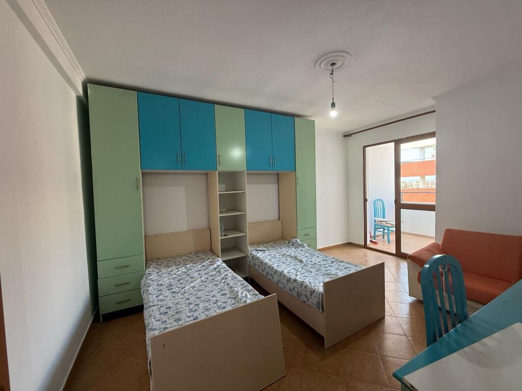 Apartment 2+1 for sale in Astir, Bar Oksigjen