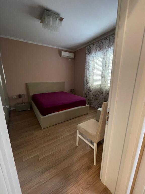 Appartamento 1+1 in affitto in Via Mine Peza!