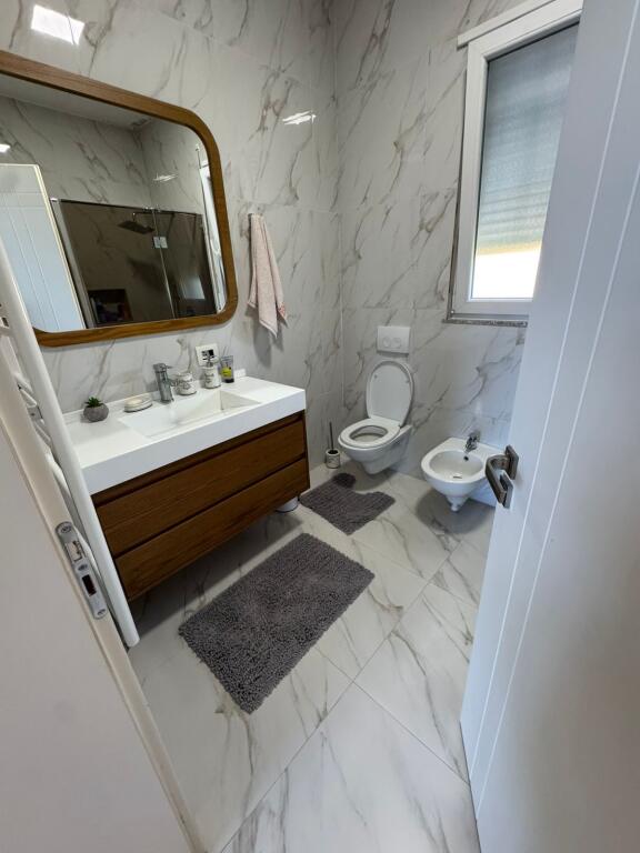 Affittasi villa su 2 piani a Laknas, dopo UniverCity