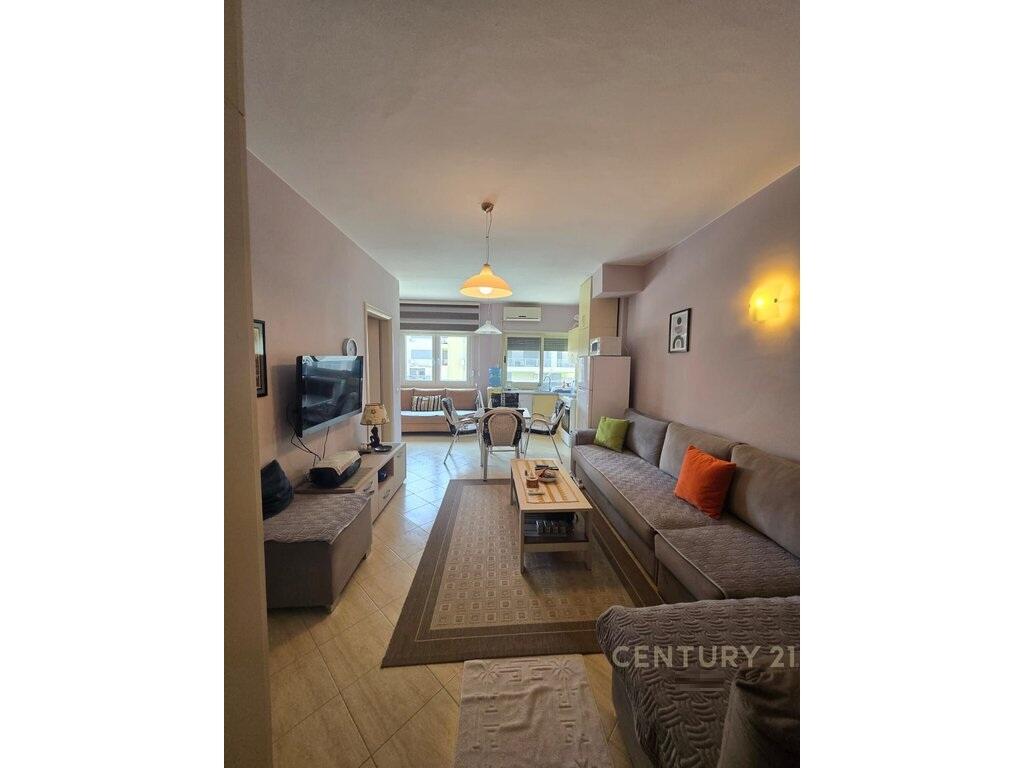 SHESIM APARTAMENT 1+1 + GARAZHD ,NE VIJE TE PARE ME PAMJE DETI NE QERRET 150,000 €