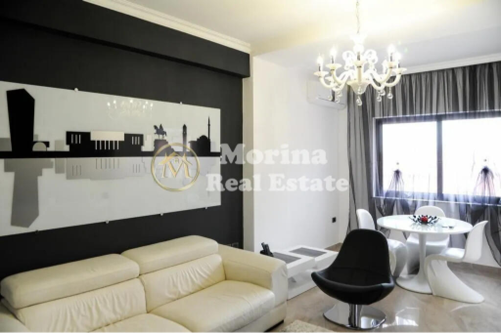 Affitto, Appartamento 2+1+2, Palazzi Agimi, 950 euro/mese.