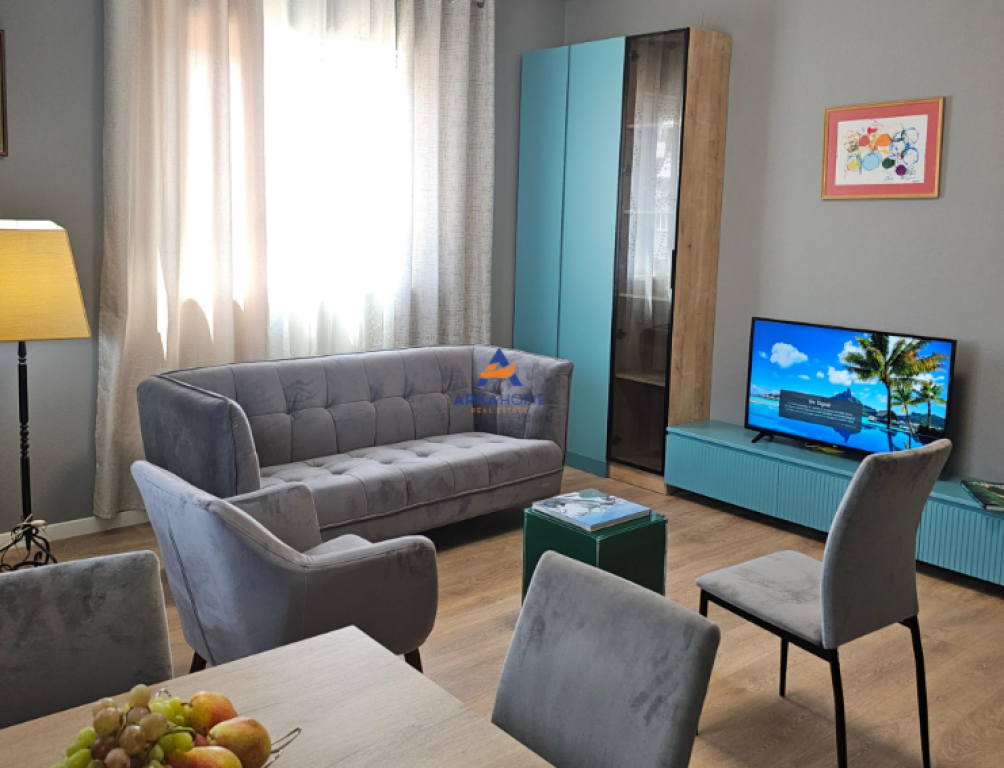AFFITTASI APPARTAMENTO 1+1+VERANDA "PAZAR I RI, VIA RIZA JASA" 650 EURO