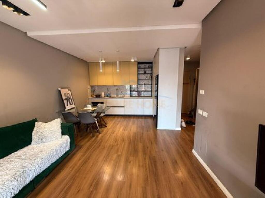 Apartment 1+1 for Sale, Green City, Unaza e Re