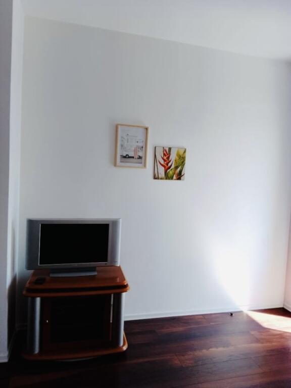 Appartamento 1+1 in affitto presso ASL, via Kongresi Manastirit