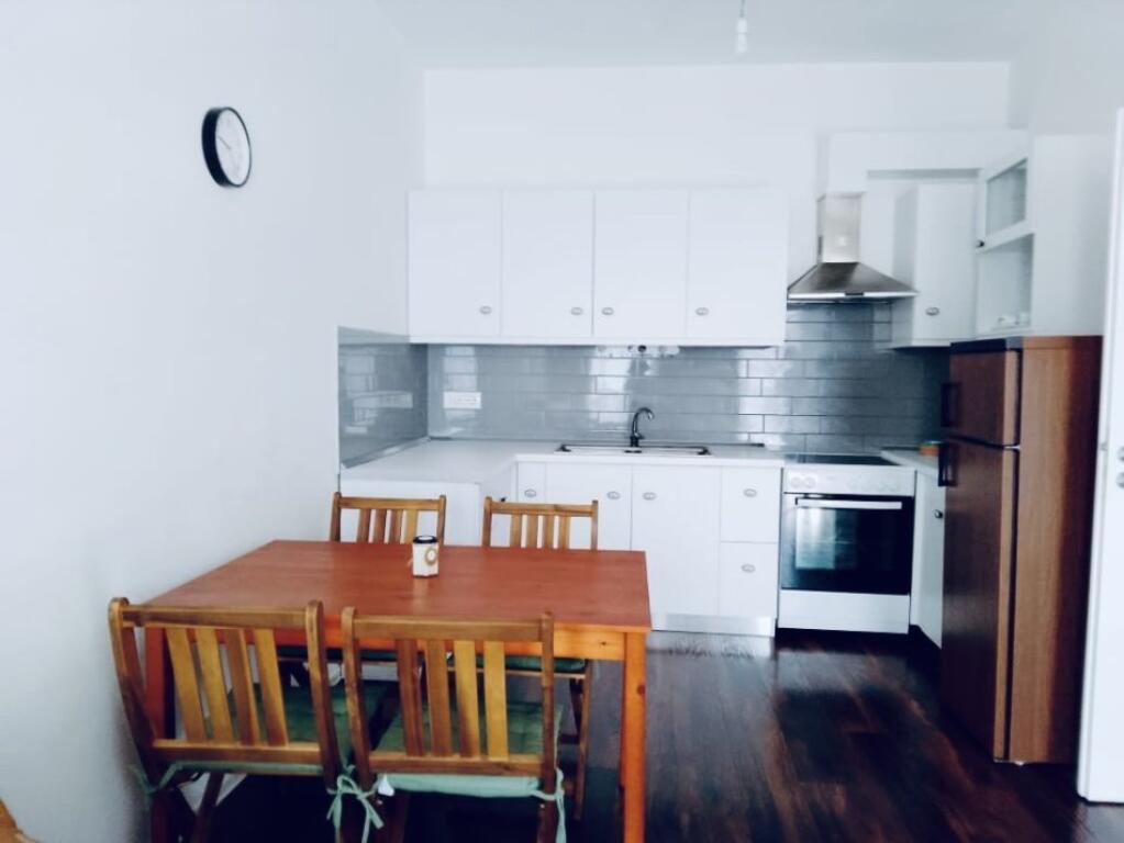 Appartamento 1+1 in affitto presso ASL, via Kongresi Manastirit