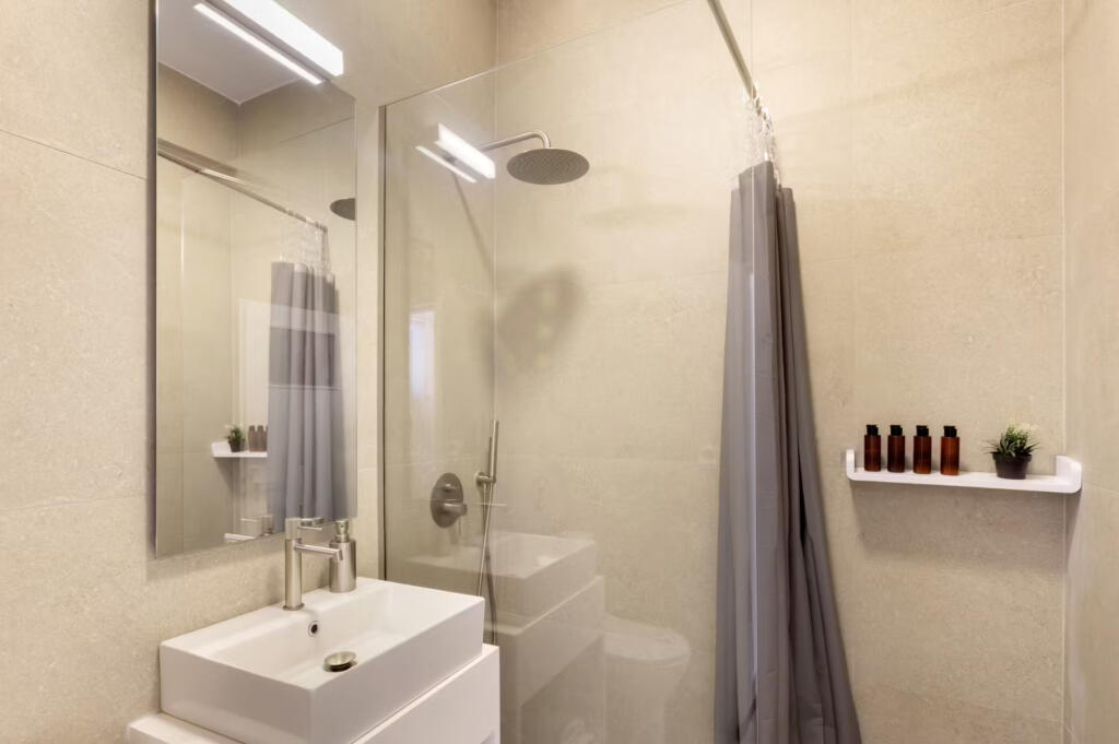 Apartament Me Qera 2+1 Ne Astir (ID B220846) Tirane
