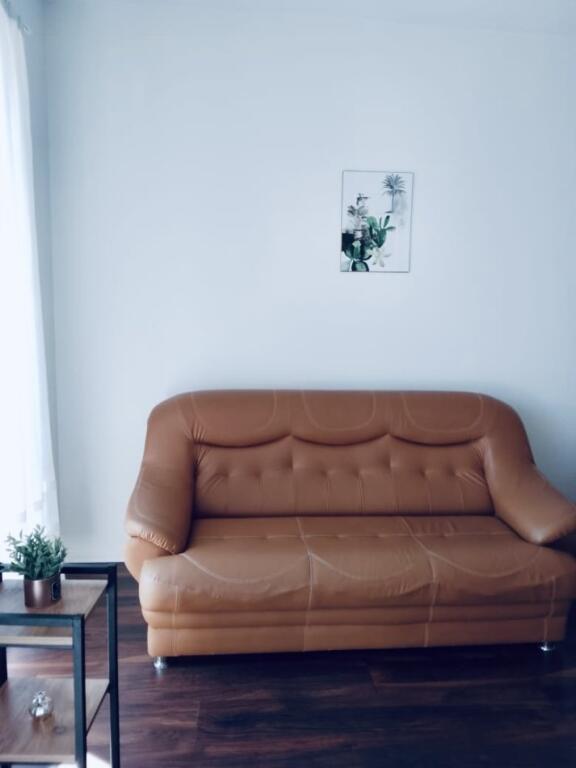 Appartamento 1+1 in affitto presso ASL, via Kongresi Manastirit