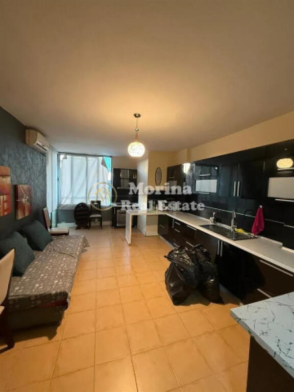 Qera, Apartament 2+1,Komuna Parisit 750 euro/muaj
