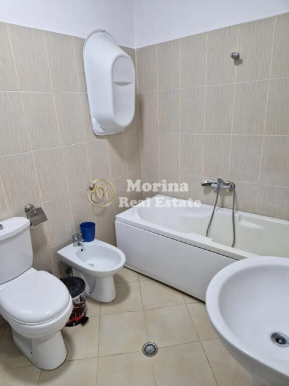 Affitto, Appartamento 3+1, Zogu i Zi, 800 euro/mese