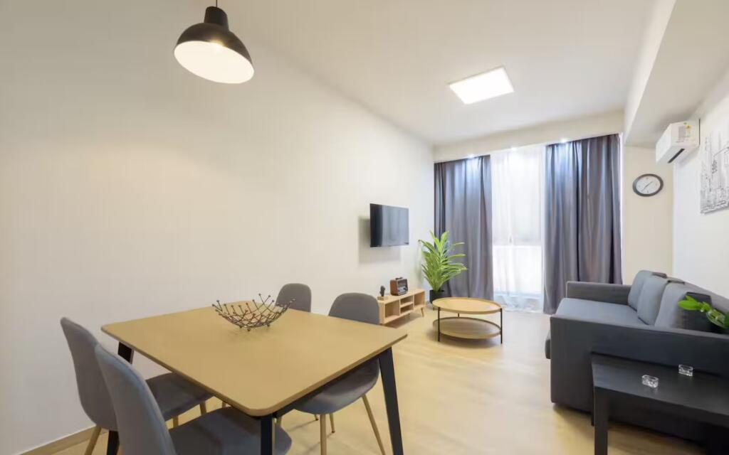 Apartament me qera 2+1 Prane Xhamise se Tabakeve (ID B22119) Tirane