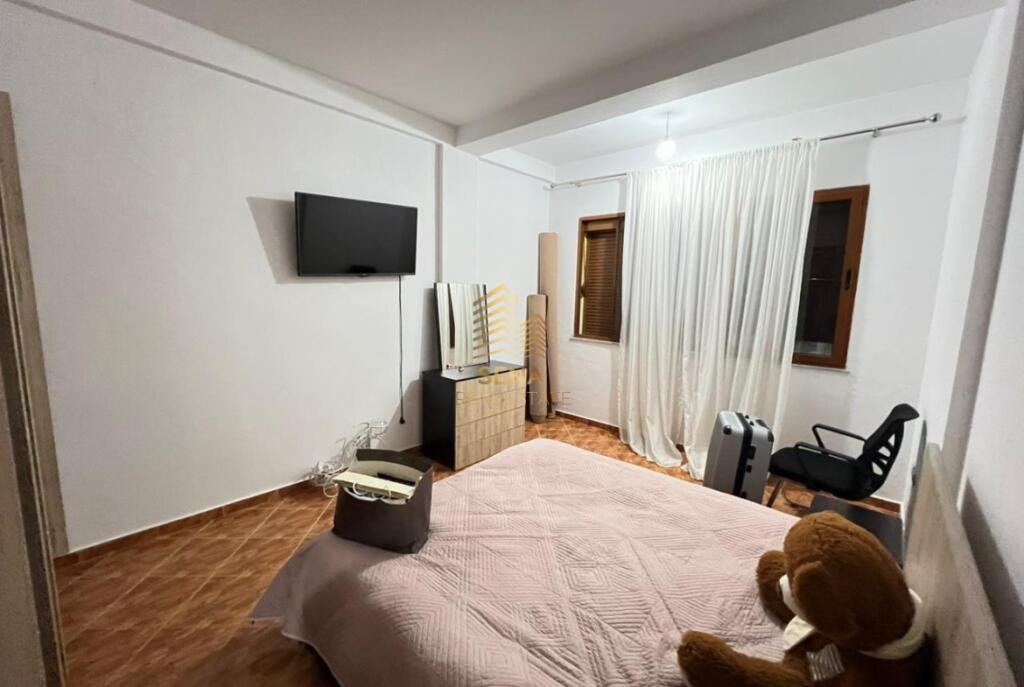 Rent, 2-storey Villa, Ali Demi, 1500 Euro/month