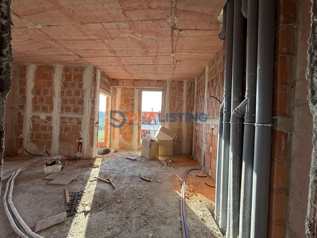 Shitet Apartament 2+1 ne Astir