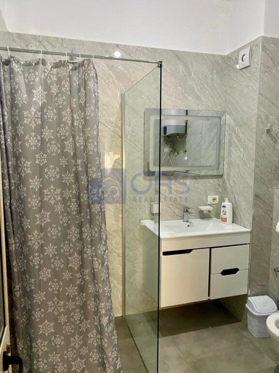 Jepet me qera Apartament 1+1 ne Paskuqan