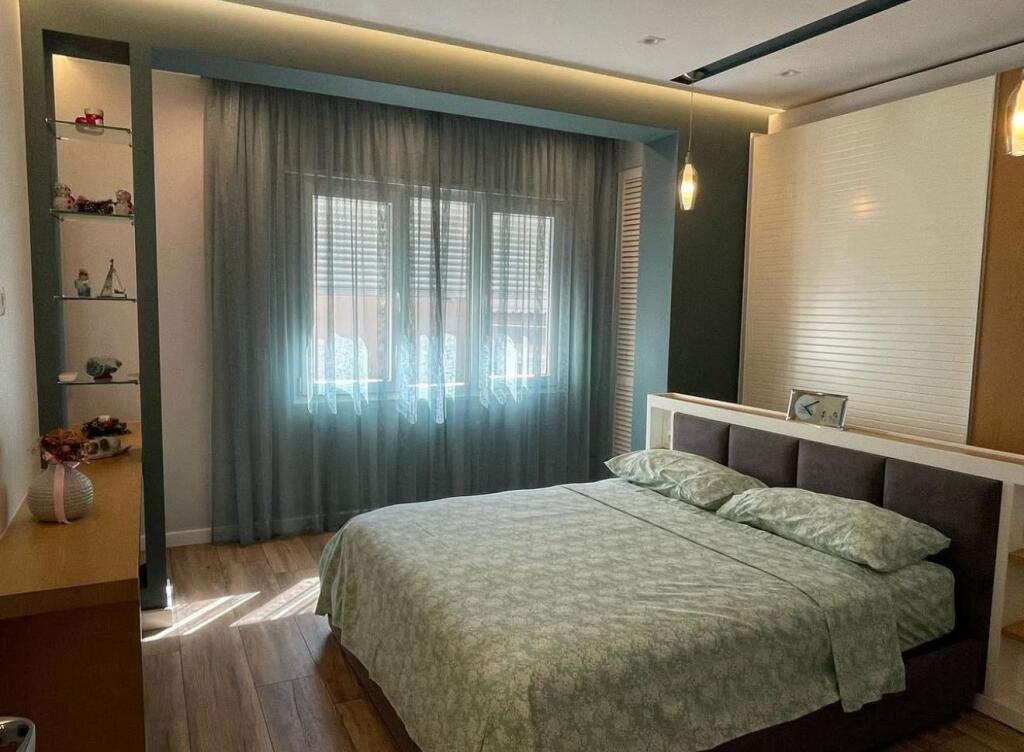Apartament me qera 3+1 tek Kopshti Botanik