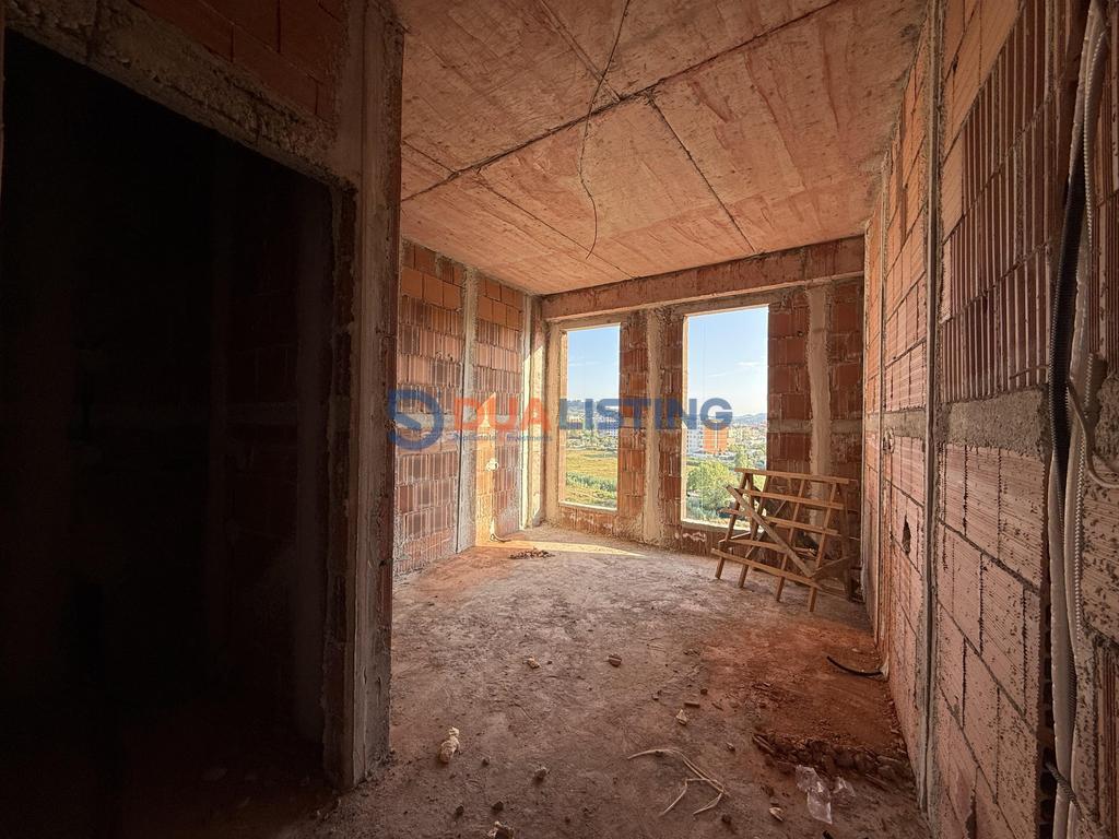 Shitet Apartament 2+1 ne Astir