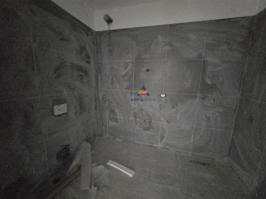 IN VENDITA APPARTAMENTO 1+1+BALCONE "VIA DRITAN HOXHA, COMPLESSO AURA" 126.000 EURO.