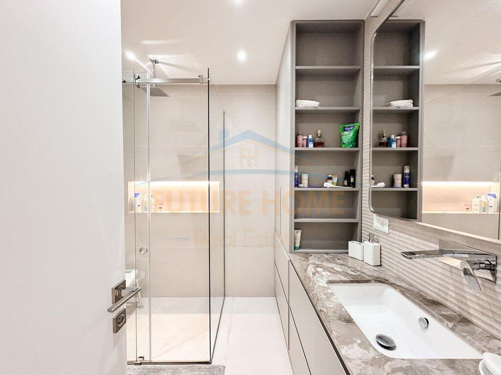 Appartamento 2+1+2+posto auto in vendita Lake View Residence