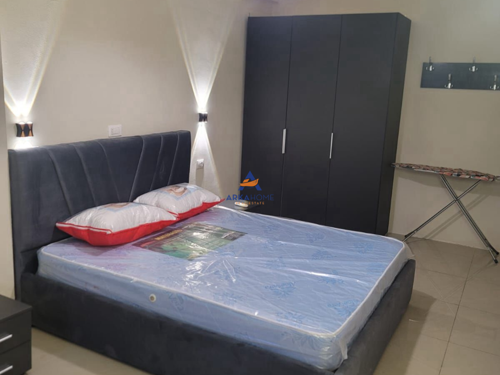 VENDESI APPARTAMENTO 2+1+VERANDA "AL COMPLESSO MALEZJAN" 160.000 EURO.