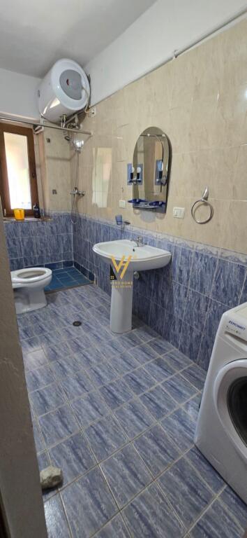 SHITET APARTAMENT 2+1+2 TE RRUGA FORTUZI 195.000 EURO
