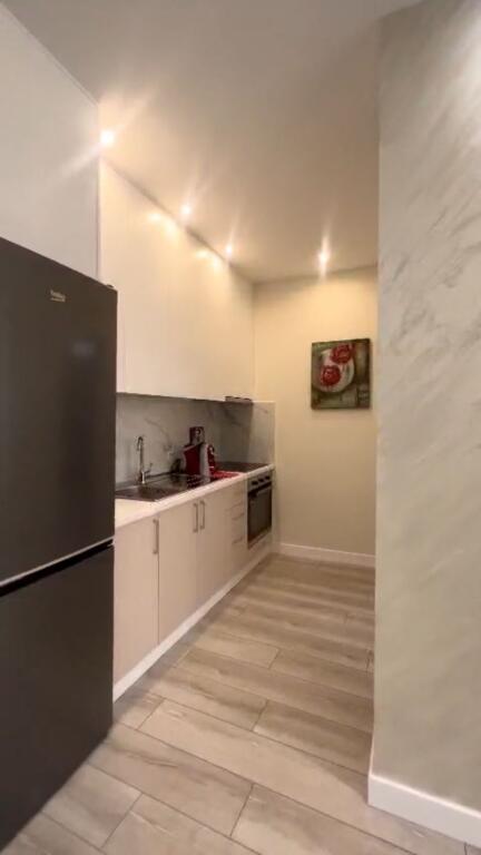 Appartamento 1+1 in affitto in via Kosovareve, Tirana