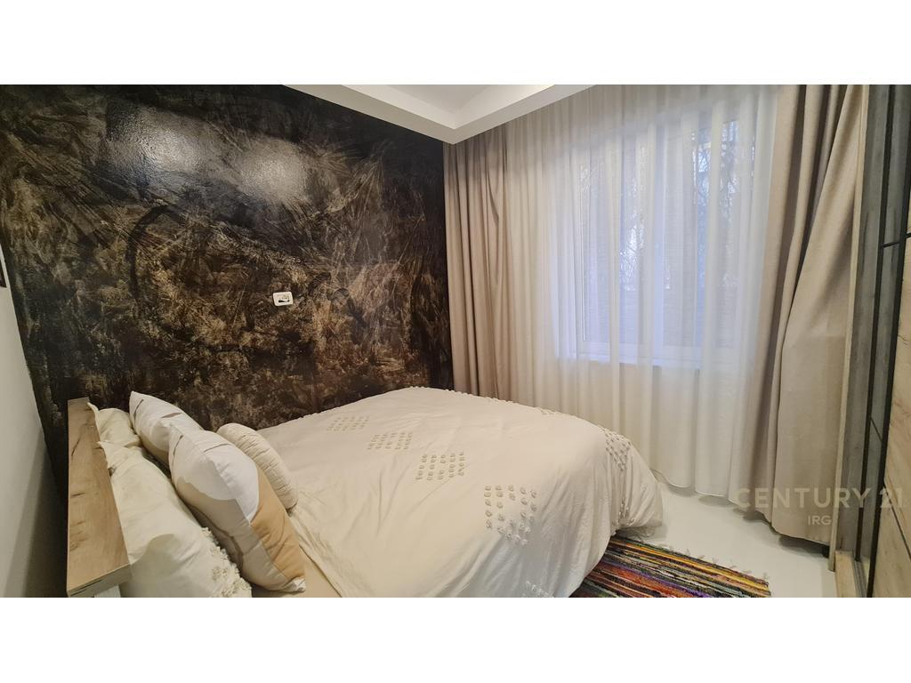 Apartament 1+1 me qera te pallatet Agimi