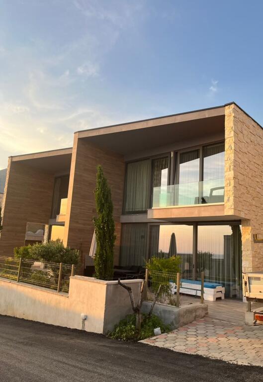 Villa in Vendita a Olea Residence