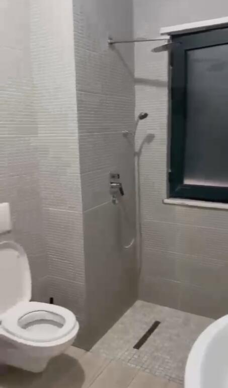 Apartamentt me qera 1+1