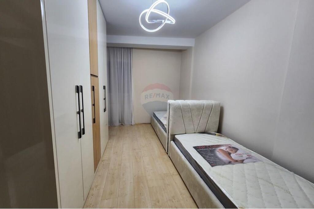 Appartamento - In Affitto 2+1 - Kodra e Diellit 1, Tirana