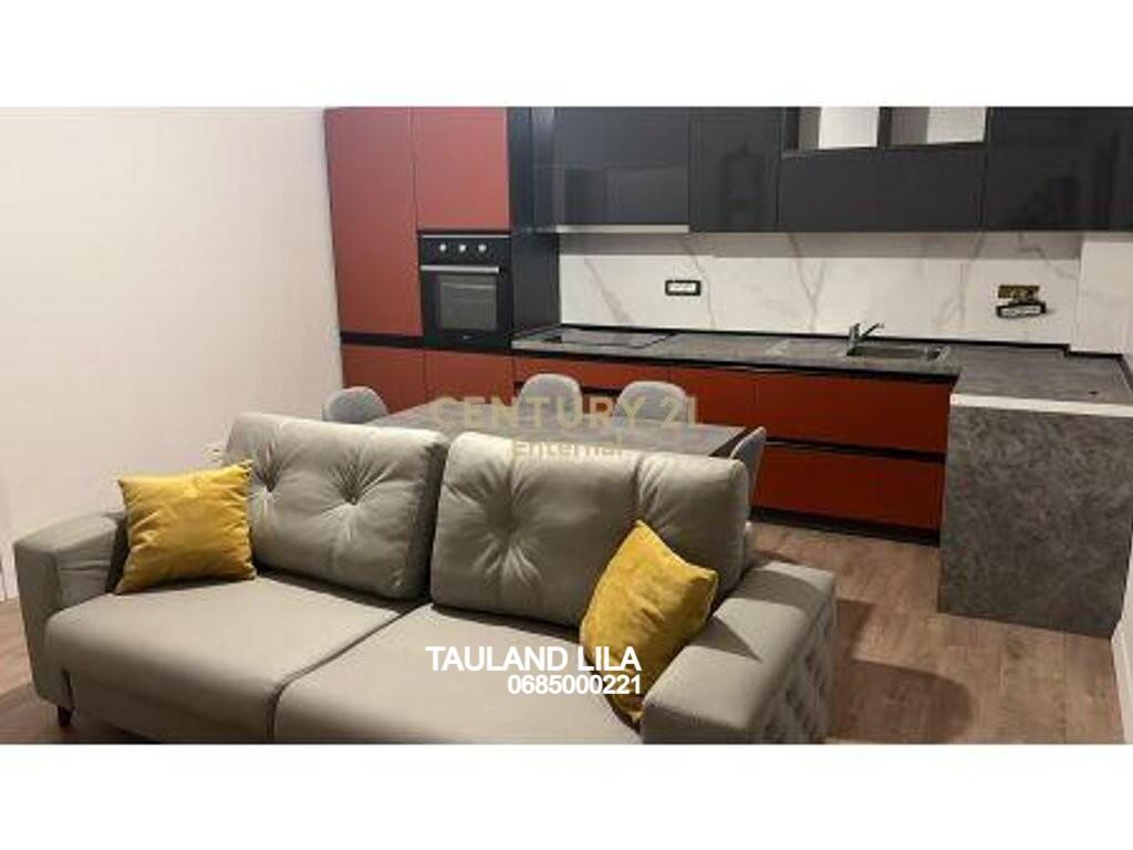 🏡 In Affitto – Appartamento 1+1 vicino al liceo Petro Nini Luarasi