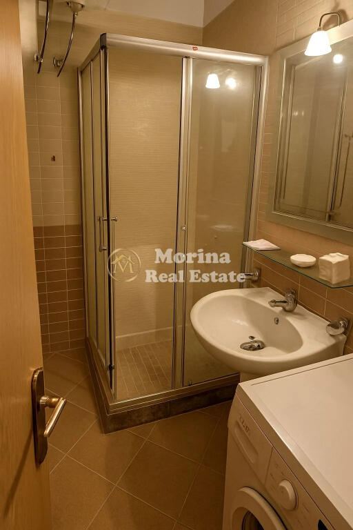 Qera, Apartament 2+1 , Rruga Kongresi Manastirit, 750 euro/muaj