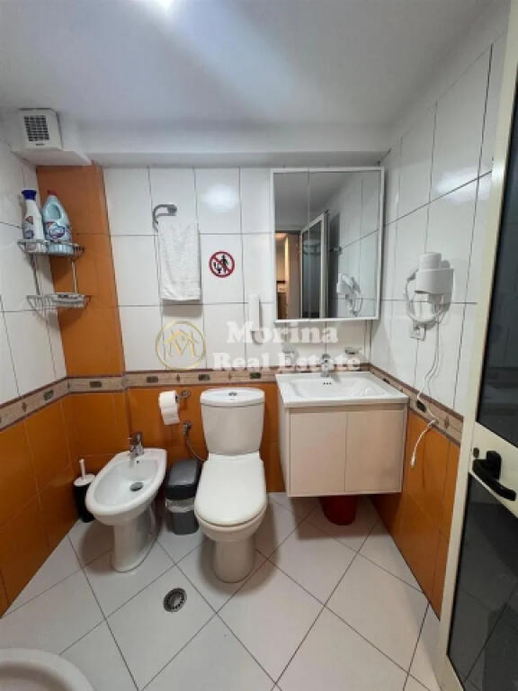 Affitto, Appartamento Duplex 1+1, presso Komuna e Parisit , — 600 euro/mese.