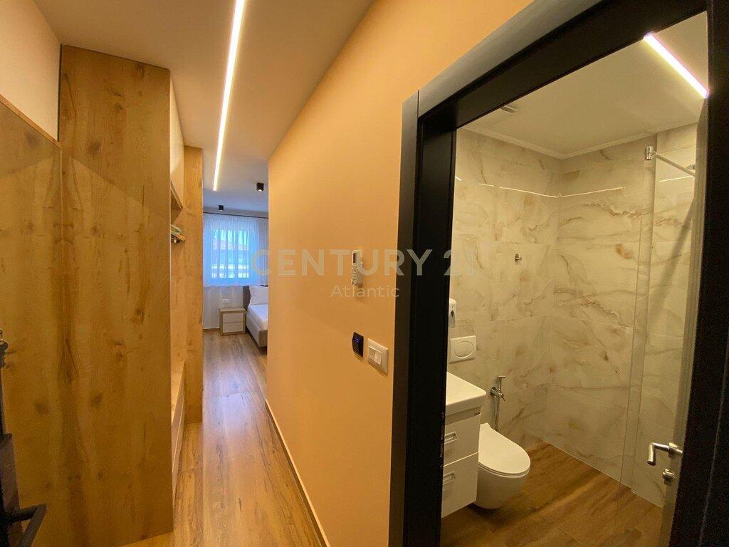 APART-HOTEL IN VENDITA SULLA SPIAGGIA DI RROTA E KUQE, DURAZZO - € 365.000 | 150 mq