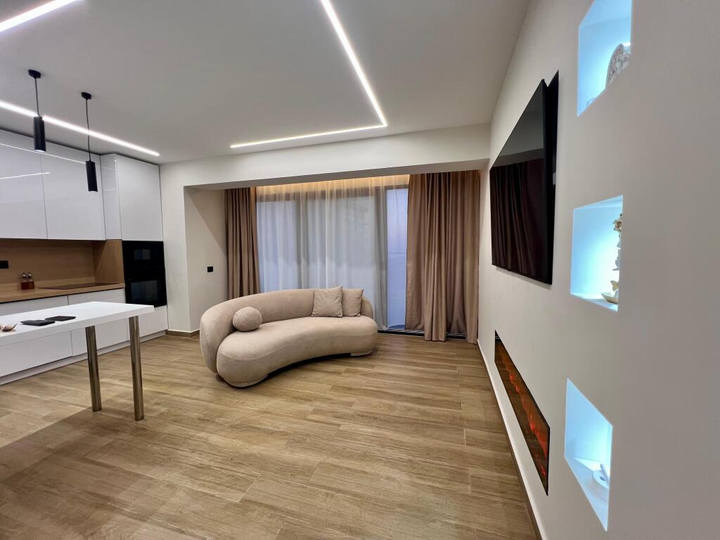 Penthouse For Rent On the Lungomare, Vlore