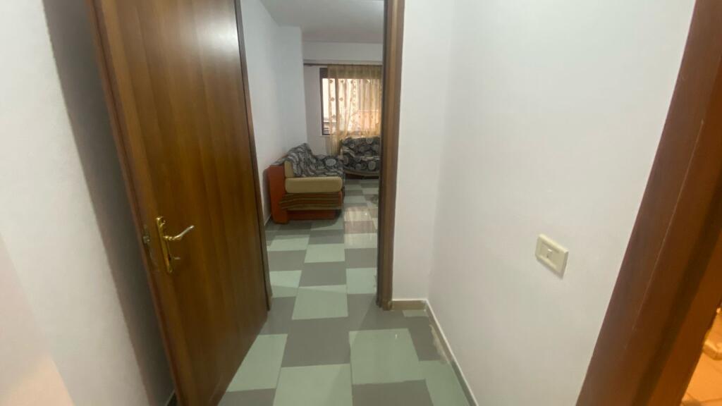 Strada di Elbasan casa in affitto 1+1