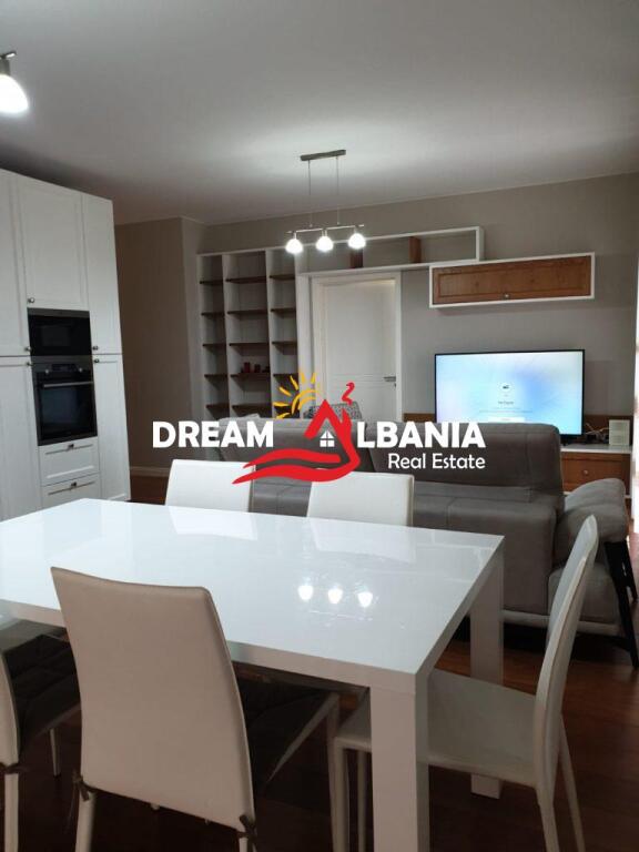 Super Apartament 3+1+2 ne shitje te Liqeni i Thate rruga Peti (ID 4131332).