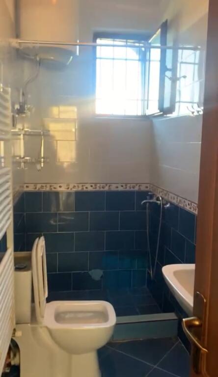 Apartment 2+1 for rent. Don Bosko. Near the mosque. Also has an exit to the car wash 313 Price: 450 thousand lek