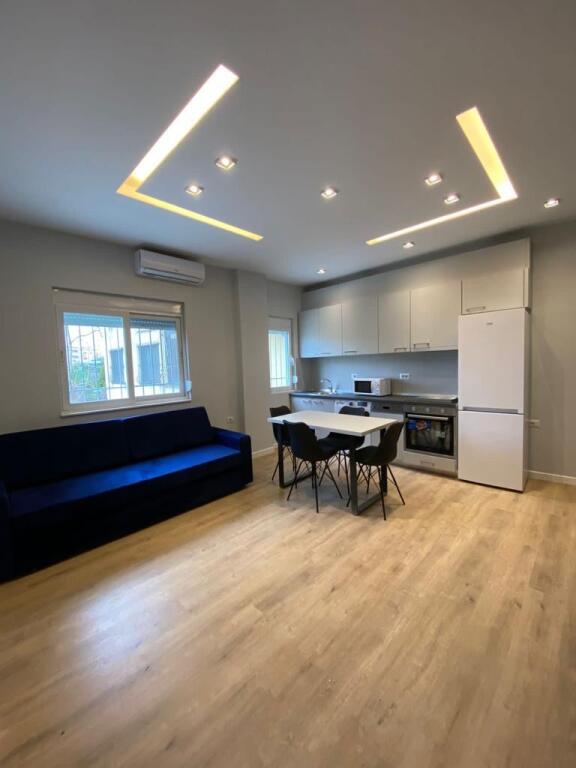 Appartamento 1+1+1 Balcone In Affitto