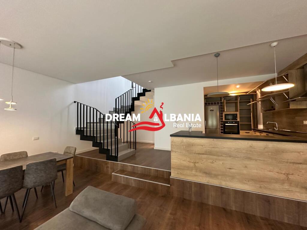 3-storey villa for rent in Mullet near OKO FARM (ID 4251402)

