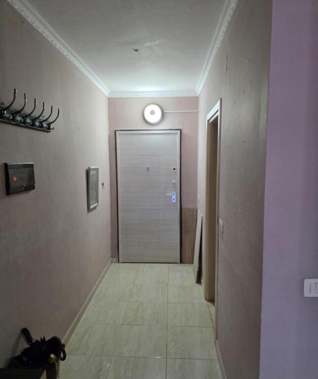 Shitet Apartament 3+1 pranë Kopshtit Botanik!