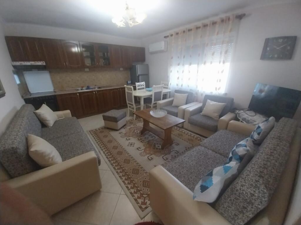 Appartamento in affitto a Xhamllik 2+1
