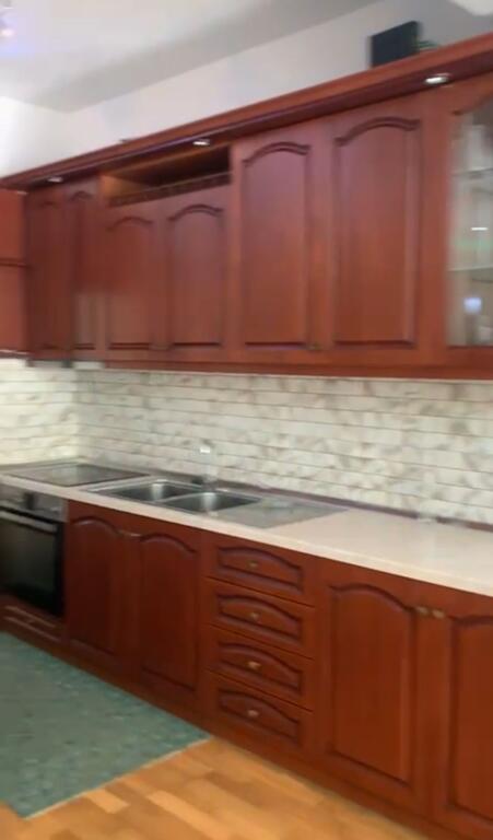 Apartment 2+1 for rent. Don Bosko. Near the mosque. Also has an exit to the car wash 313 Price: 450 thousand lek