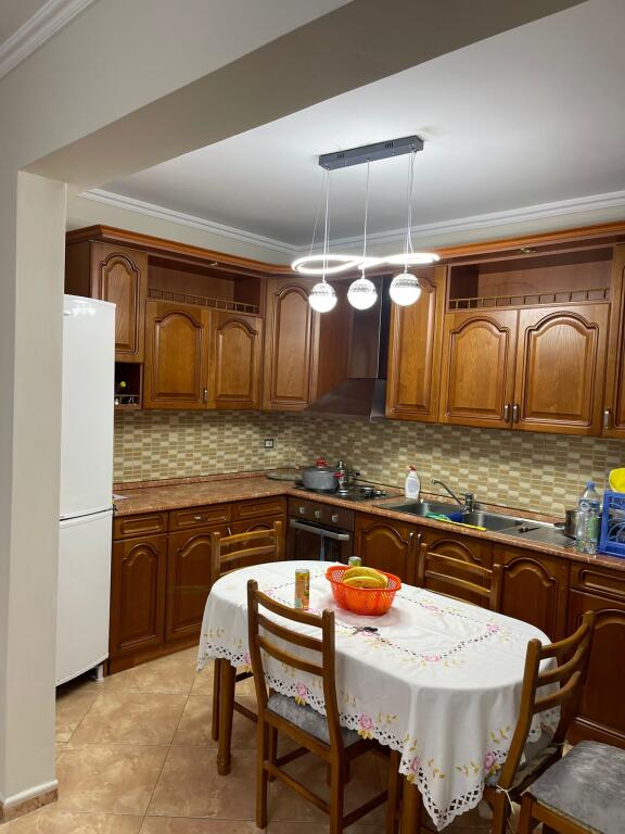 3+1,furnished,train station service,800 euro