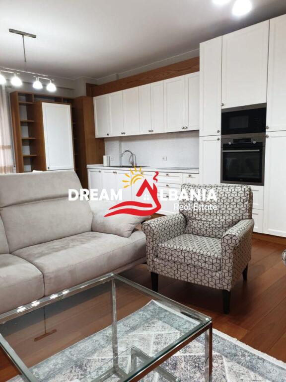 Super Apartament 3+1+2 ne shitje te Liqeni i Thate rruga Peti (ID 4131332).