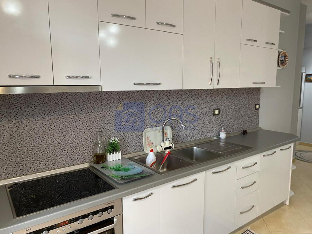 Jepet me qera Apartament 1+1 ne Paskuqan