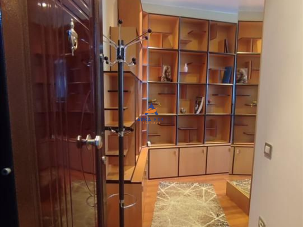AFFITTASI APPARTAMENTO 2+1+BALCONE "EX FABBRICA DINAMO" 600 EURO.